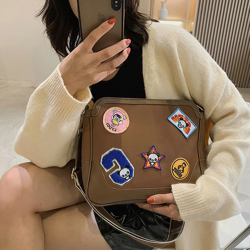 Women Leather Fashion Shoulder Bags New Wide Shoulder Strap Messenger Bag Large Capacity Commuter Tote Satchel Casual Versatile