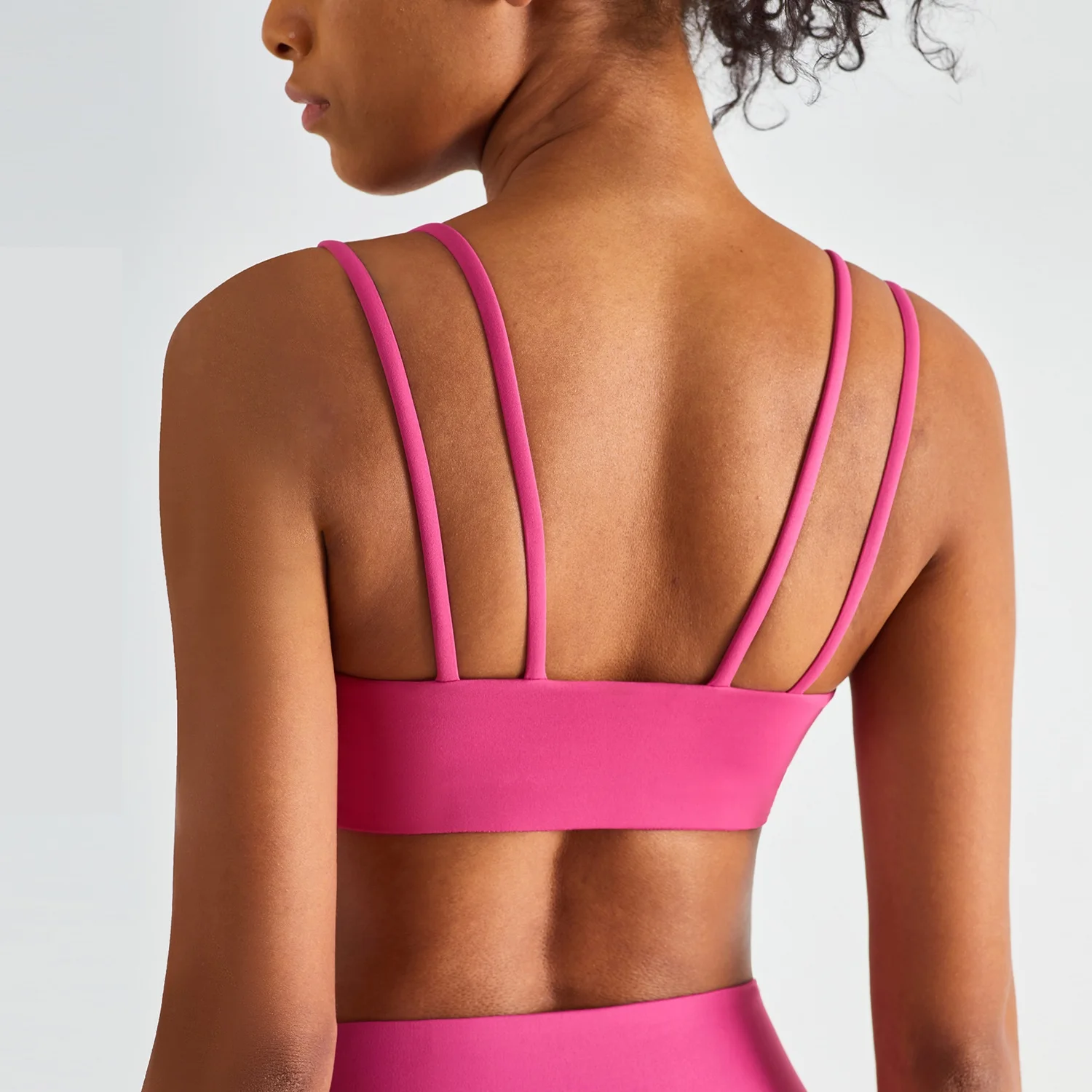

Sexy Fitness Bra Tight Women Push Up Female Gym Sports Top Yoga Vest Lightweight Soft Fake Two Piece Double Sling With Chest Pad