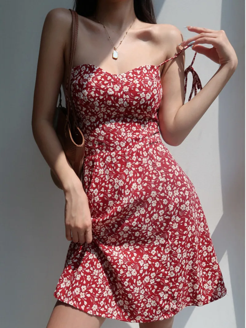 

Платье женское с цветочным принтом, V-образным вырезом и шнуровкой