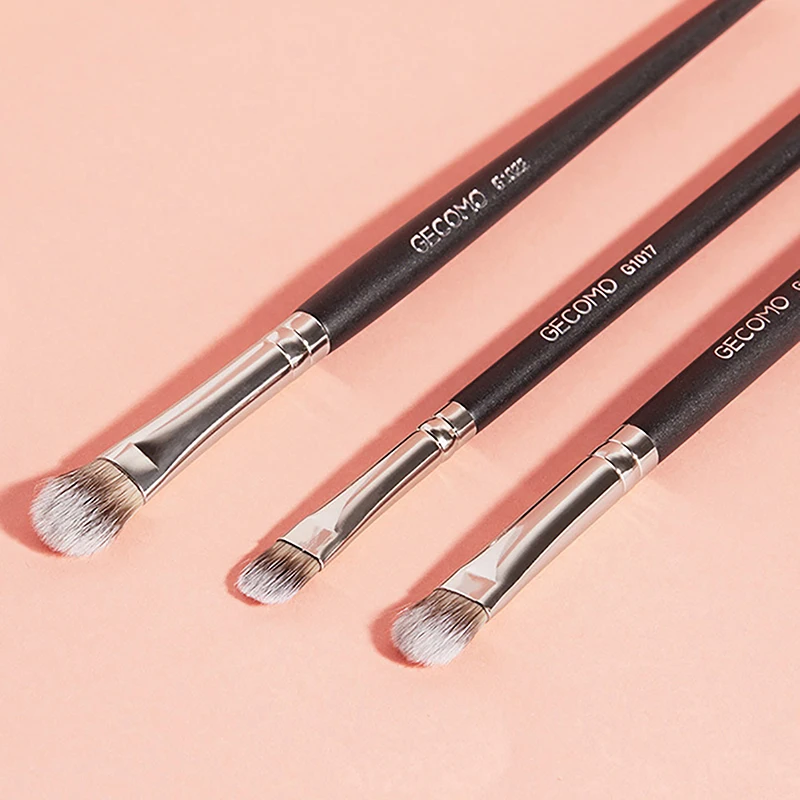 Профессиональные кисти для макияжа накладка на палец пупка темных кругов основы