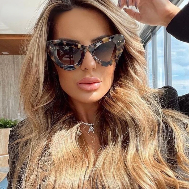 

2022 unisex retro sexy New cat eye sunglasses Trendy sunscreen all-match personality eyewear Fashion small frame glasses