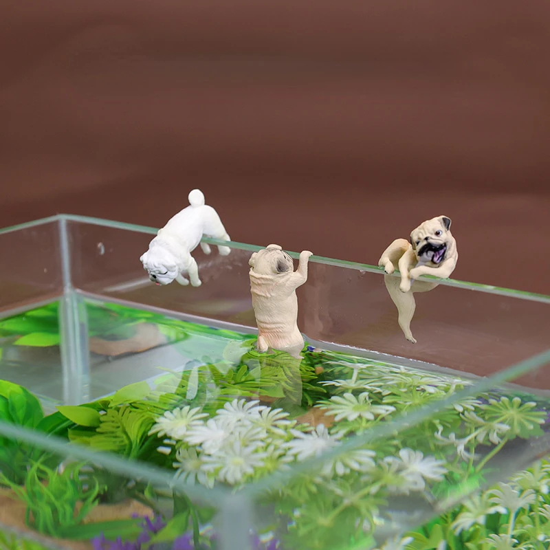 

1 Pc Creative Dog Ornaments for Aquarium PVC Kawaii Cartoon Dogs Climbing Dogs Pendant Fish Tank Wall Landscaping Decoration