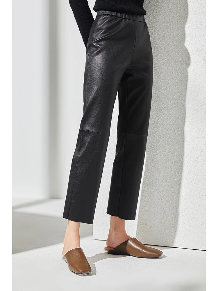 Рисунок 3 - Женские брюки из натуральной кожи Tajiyane