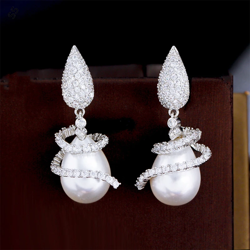 

Lady Fashion Earrings AAA Zircon Twrist Drop Pearl Geometric France Elegant Ear-pendant Accessories for Clothing Matched
