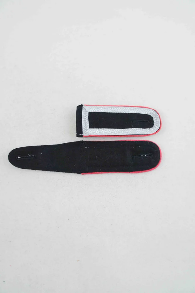 

GISE-027 WWII German Elite Panzer Unterfeldwebel Staff Sgt Shoulder Boards