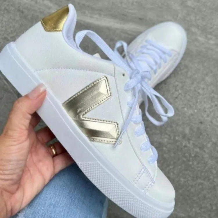 Women Casual Flat Sneakers 2023 Spring Fashion Designer Lace Up Breathable Sport Shoes Ladies Vulcanized Shoes Zapatos De Mujer