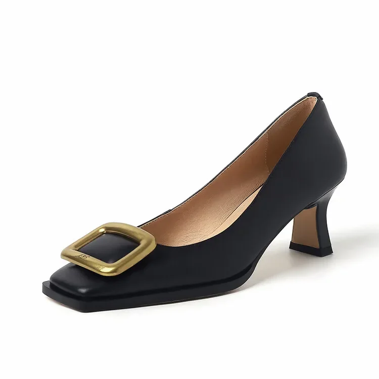 Брендовый дизайн туфли с металлической квадратной пряжкой и легким горлышком