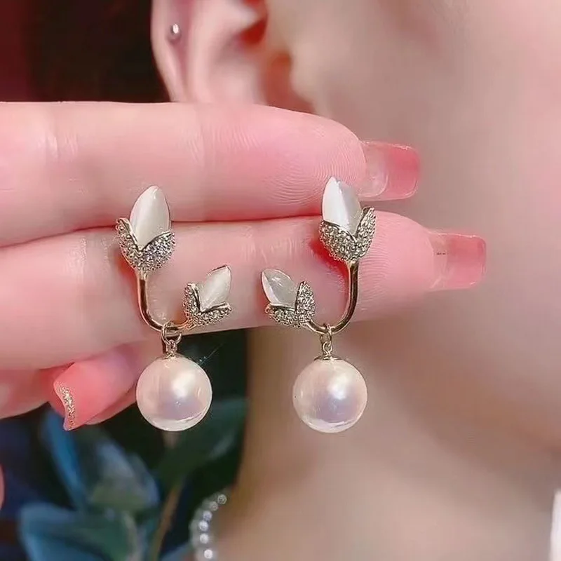 

Korean New Fashion Opal Tulip Flowers Stud Earrings Elegant Floral Pearl Earrings for Women Wedding Party Jewelry Gifts