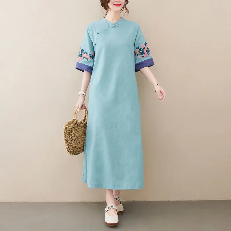 

Платье женское длинное свободное из хлопка и льна с круглым вырезом и вышивкой