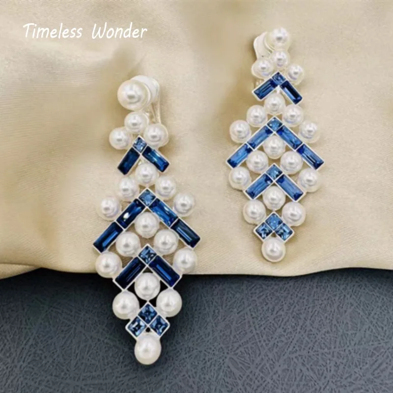 Женские серьги с геометрическим вырезом в стиле ретро