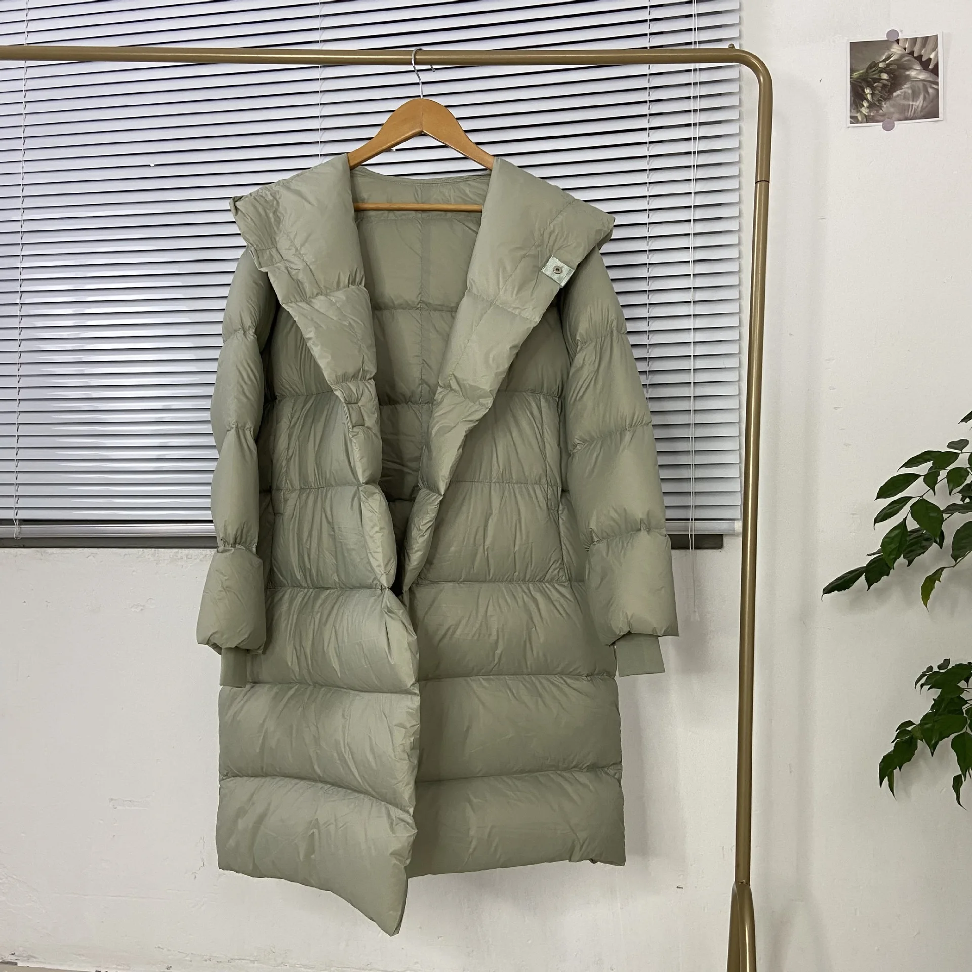 White Duck Down Jacket Women Overcoat Mid-length 90% High Quality Solid Soft Warm Hooded Light Luxury Winter Coat Jackets Coats