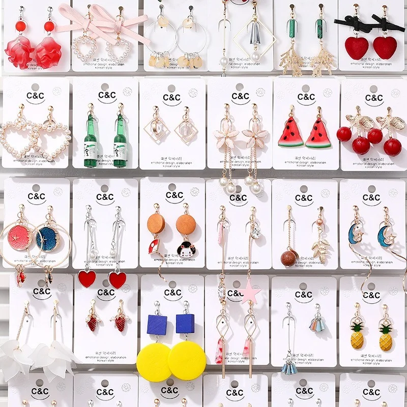 

Korea Style simple Enamel Cartoon Clip on Earrings Without Piercing Asymmetric Stars Tassels for Women Cute Ear Clip New