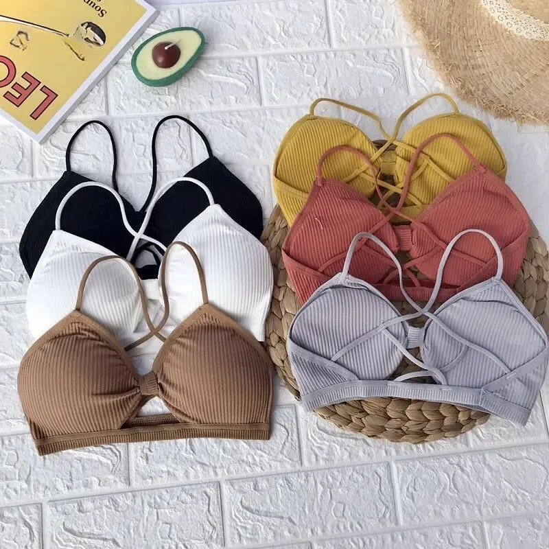 Бесшовный бюстгальтер с открытой спиной и чашками пуш-ап