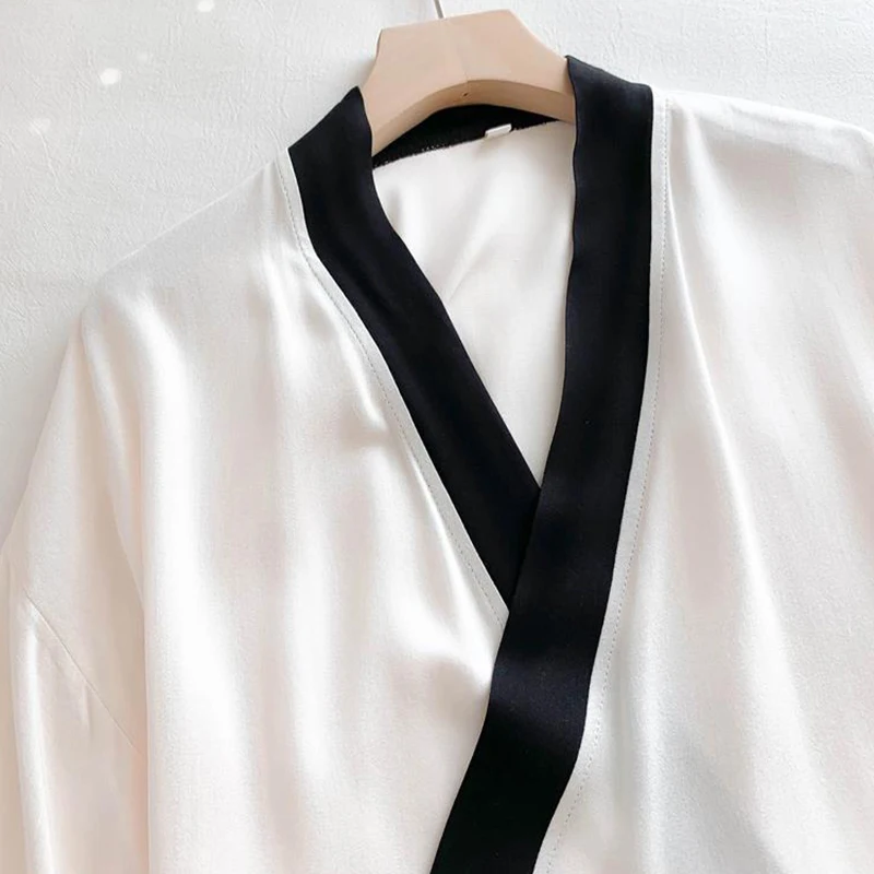 Solid Women's Kimono Summer Long Sleeve Thin Ladies Dressing Gown Pockets Oversize Long Sleepwear Elegant Bathrobe For Female