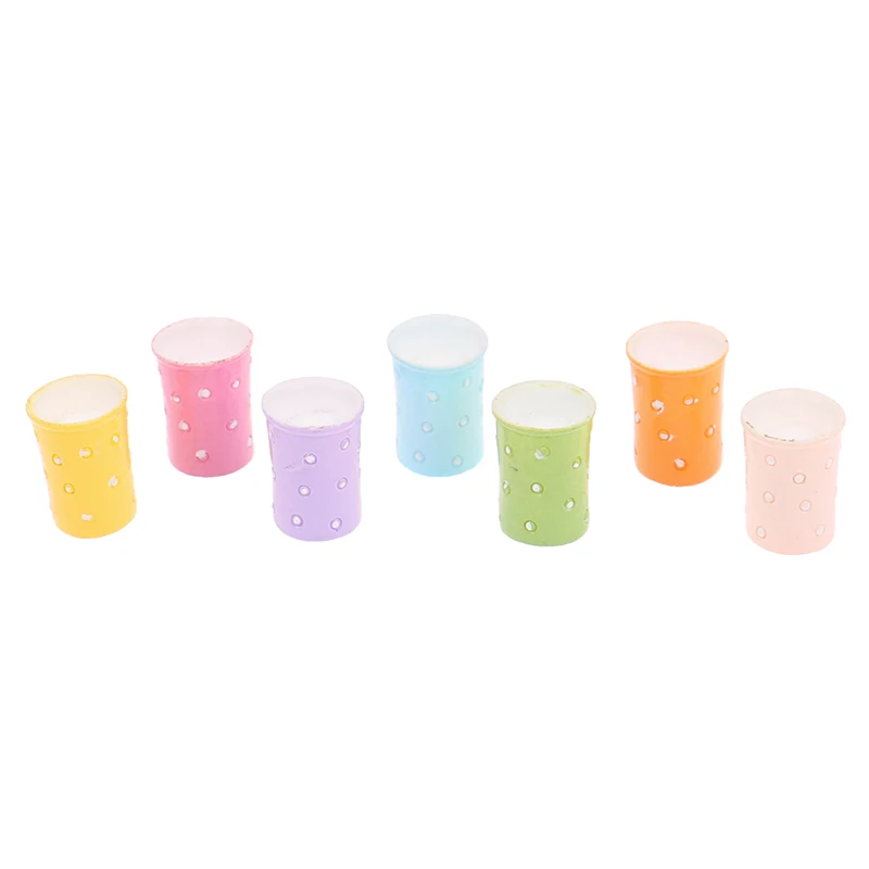 

1 Pcs Mini Resin Netflix Polka Dot Mug Dollhouse Model Modern Home Room Mug Accessories Toys Gifts