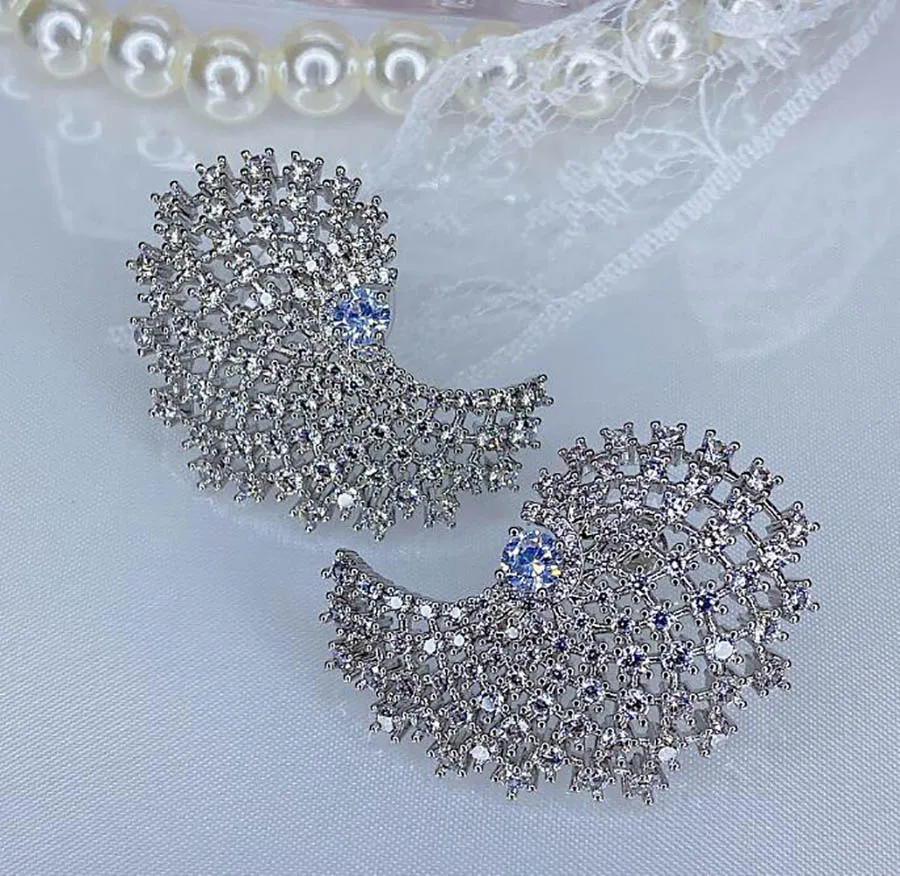 

gorgeous luxury temperament dress earrings high-end exquisite large sparkling rhinestone geometry hollow party jewelry