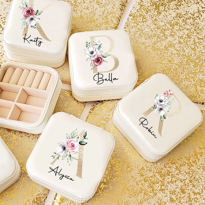 

Personalized Jewelry Boxes Travel Jewelry Case Custom Initial with Name Birthday / Holiday Bridesmaid Mother's Day Gifts for Her