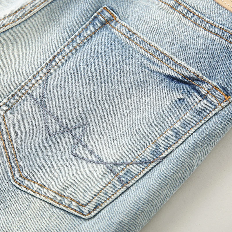 Рисунок 6 - Модные мужские джинсы в итальянском стиле