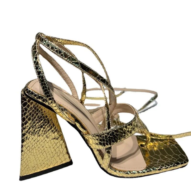 

N71 Large Size Female High Heels Golden Square Toe Ring Leg Strap Triangle Sandals Spring/summer New Foreign Trade and American