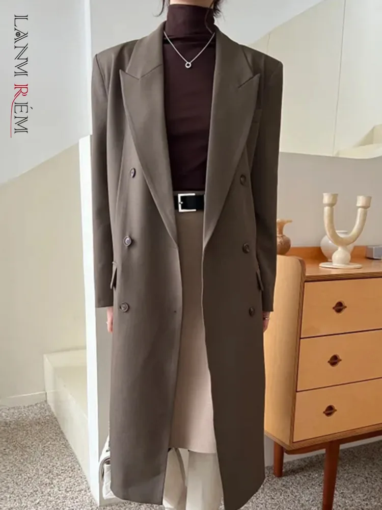 

Женский офисный Длинный блейзер LANMREM, однотонное двубортное пальто с отложным воротником, модная осенняя одежда, новинка 2023, 32C251