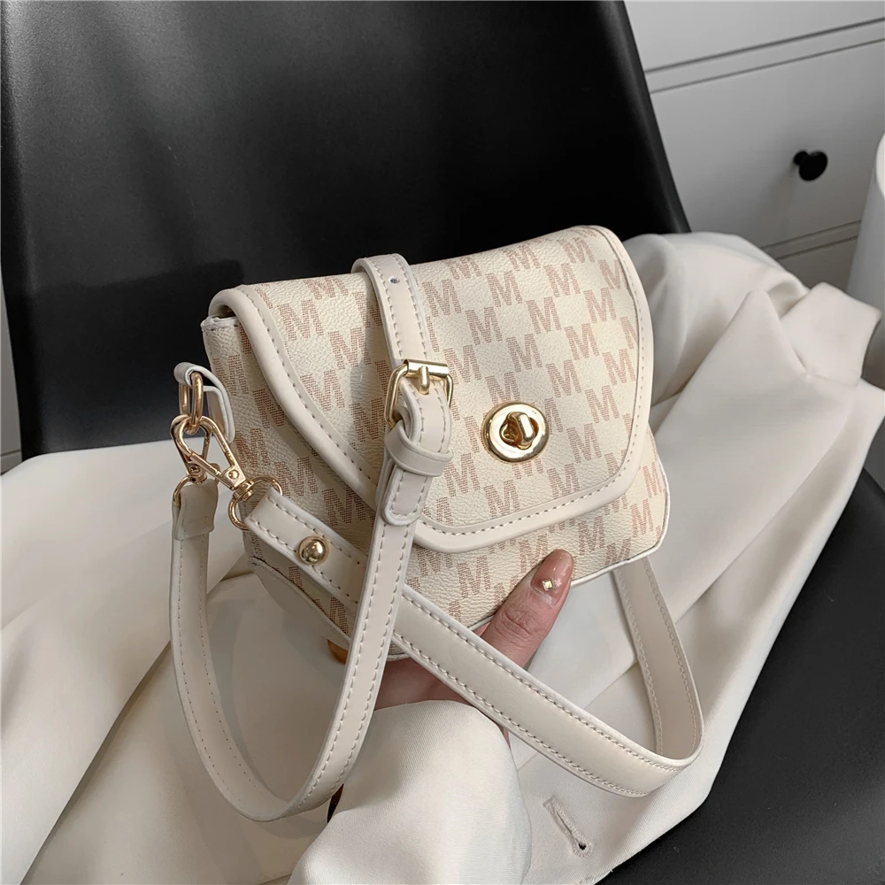 

Spring 2022 Letters Pattern Turn Lock Mini Shoulder Crossbody Bags For Women Brand Designer Wallet Cellphone Ladies Handbags