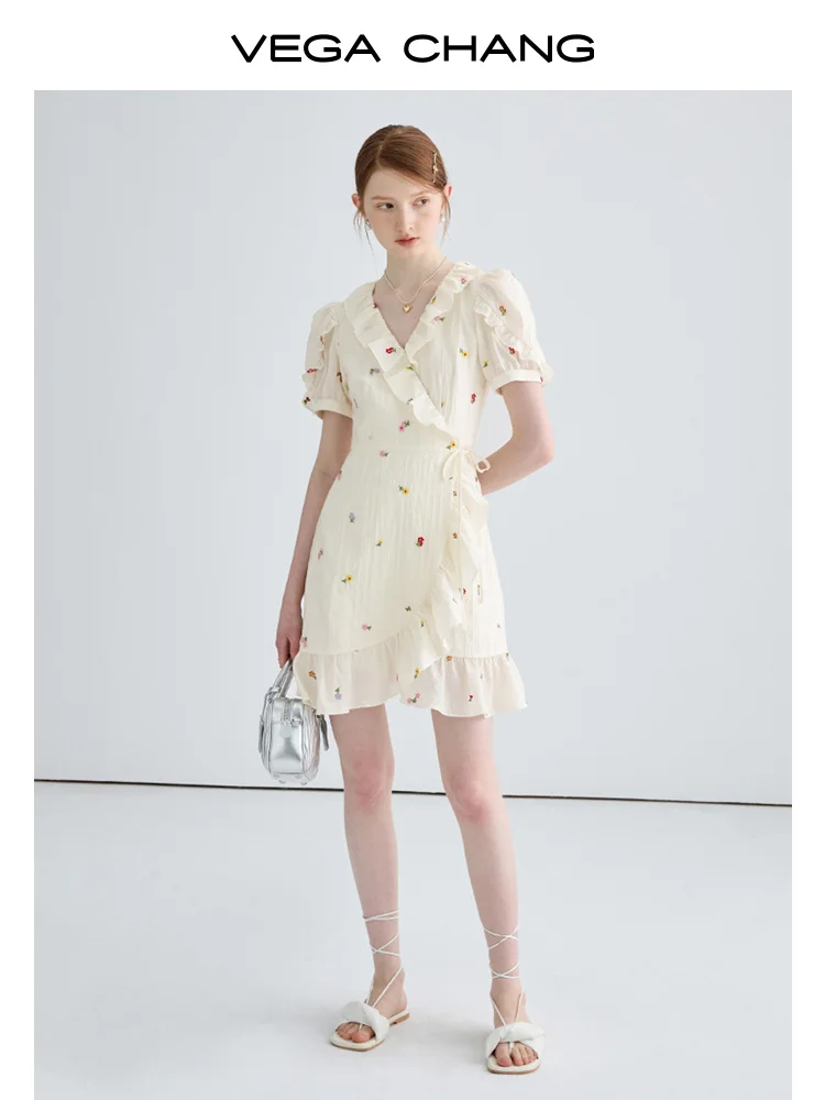 French Dress Women's 2023 Summer New Small Waist Wrap Show Thin Temperament Bubble Sleeve Short Skirt