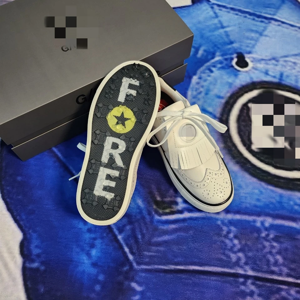 2023 New Golf Women's Shoe Outdoor Sports Leisure Anti slip Durable Fixed Nail Shoes Classic and fashionable women's shoes