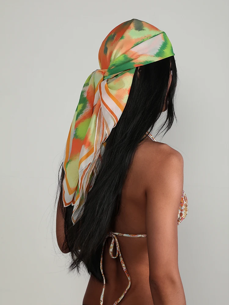 Женская накидка на бикини