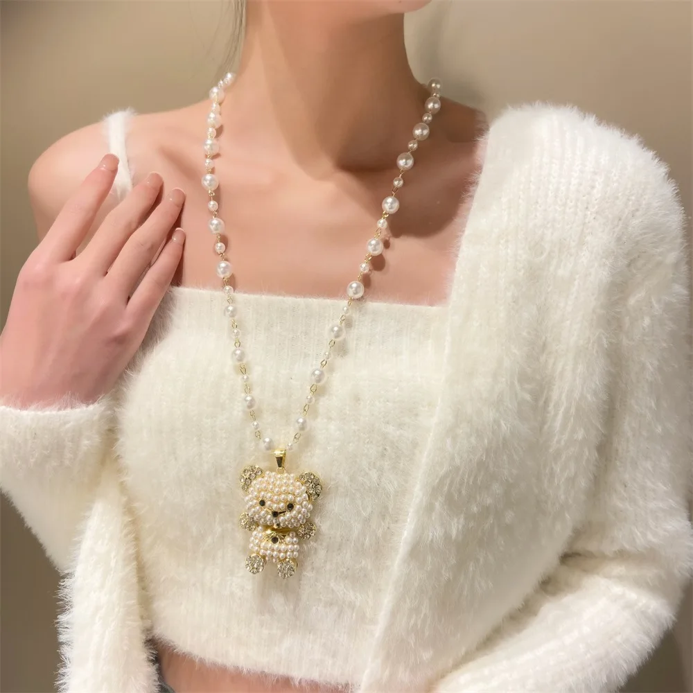 

Candycat Bear Pendant Necklace for Women Korea Shiny Luxury Full Rhinestone Imitation Pearl Fashion Jewelry Free Shipping Items