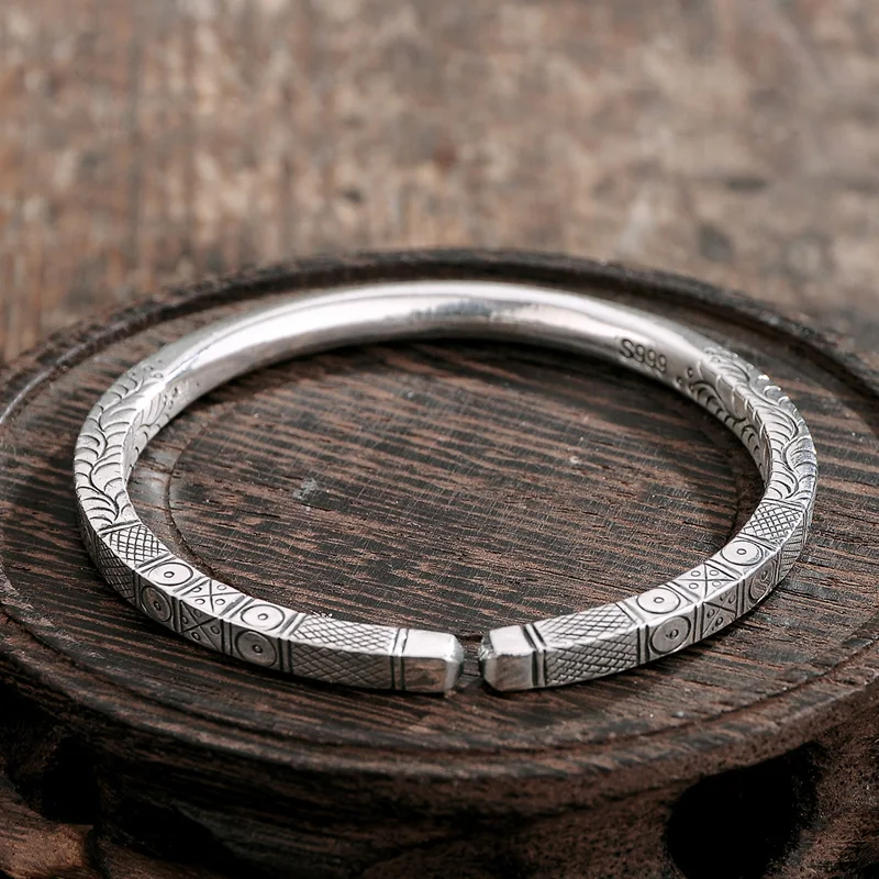 

Quartet Retro Opening Ethnic Style Sterling Silver Jewelry Yunnan Handmade Snowflake Silver Bangles