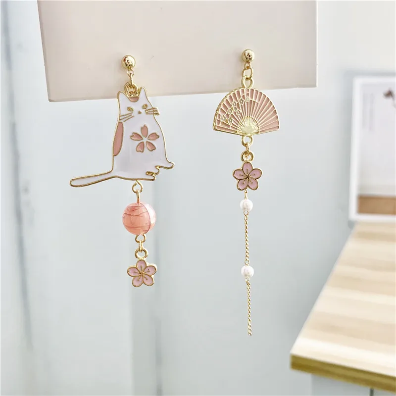 

Korean Style Flower Cute Animal Dangle Earrings For Women Moon Stars Kitten Rabbit Balloon Asymmetric Earring Party Jewelry Gift