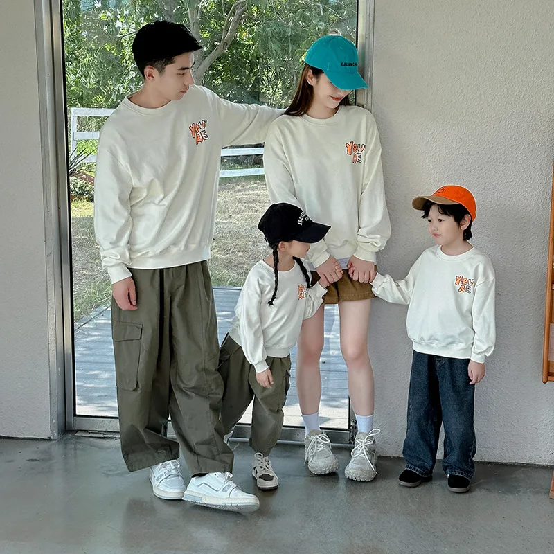 

2023 Fall Family Matching Outfits for Family of Four Long Sleeve Sweatshirt Baby Clothes Boy Girl Family Looking Clothes Kid Top
