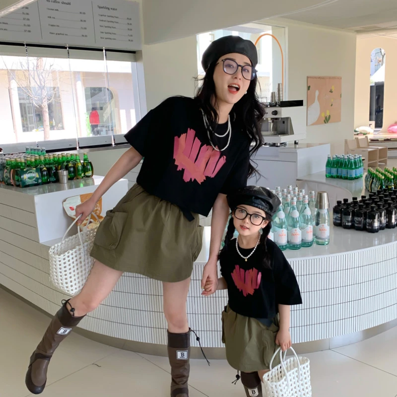 

Girls Sets Two Pieces Of Mother And Daughter Clothes Womene Fashion Summer Clothing 2023 Mom Baby Girls t Shirts Skirts Outfits