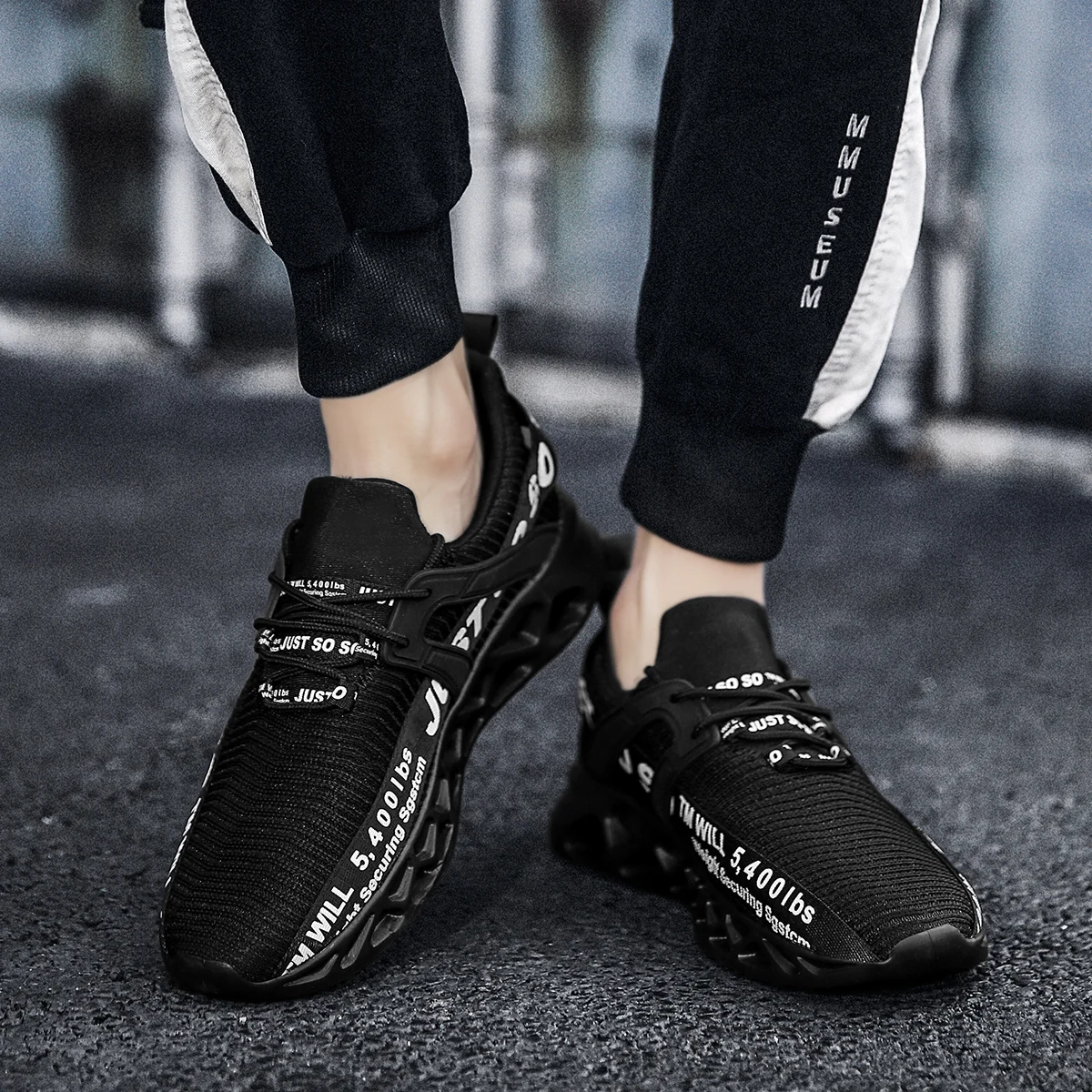 Damyuan Men's Sport Shoes for Running Shoes Men Mesh Sneakers Breathable Mens Vulcanized Shoes WomanTennis Shoe Plus Size shoes