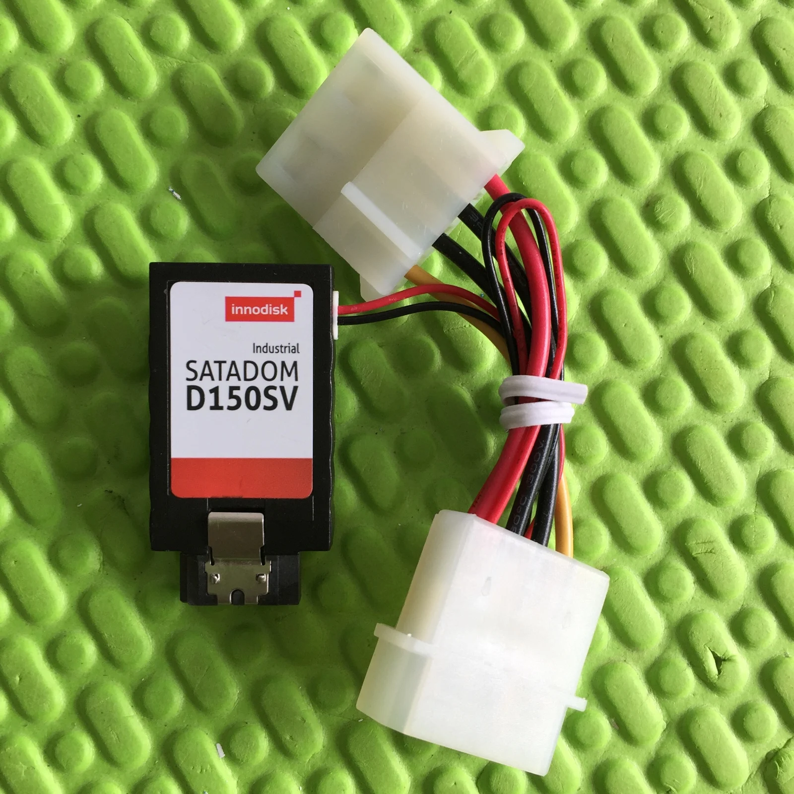 

2 Гб SATADOM D150SV Innodisk твердотельный Ssd Sata Flash Dom электронный диск