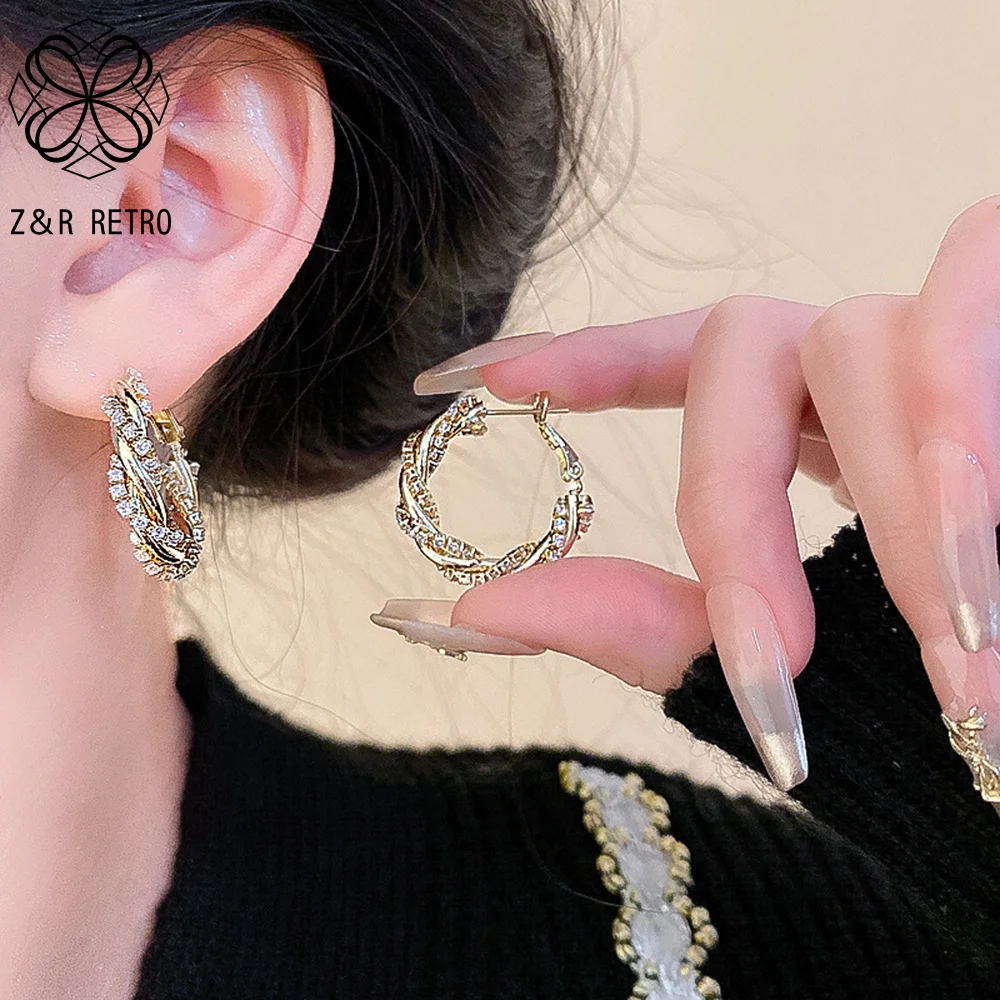 

Hot Sale Exquisite Luxury Zircon Stud Earrings For Women Gold Color Shiny Rhinestone Geometric Pendientes Party Wedding Jewelry