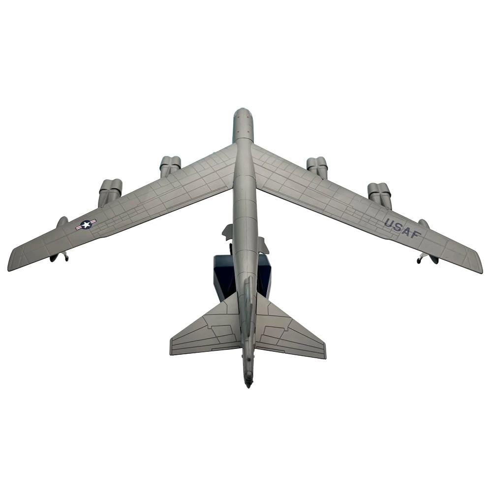 Рисунок 3 - Масштаб 1/200, B-52 B52