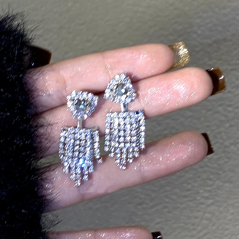

Luxury Silver Color Triangle Zircon Rhinestone Tassel Earrings for Women 2023 New Fashion Wedding Party Accessories Gifts