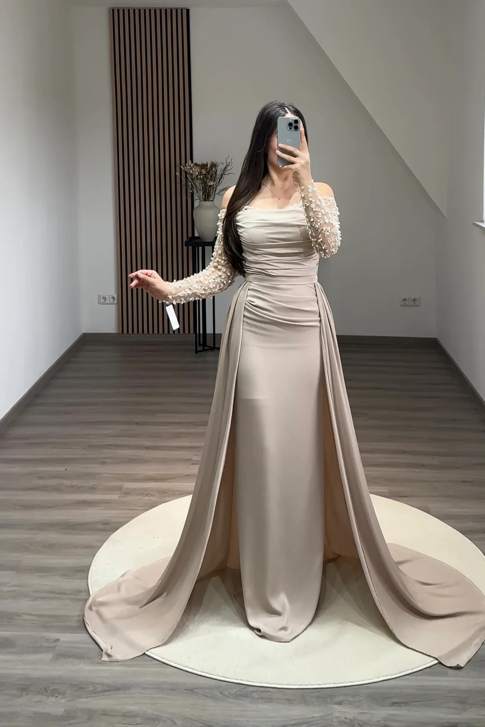 Вечерние платья с юбкой-годе атласное плиссированное платье для выпускного