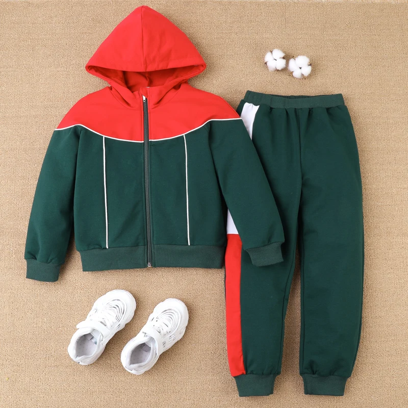

Hibobi Toddler Boy Red Green Color-block Hooded Coat & Casual Trousers 2Pcs Cotton Suit