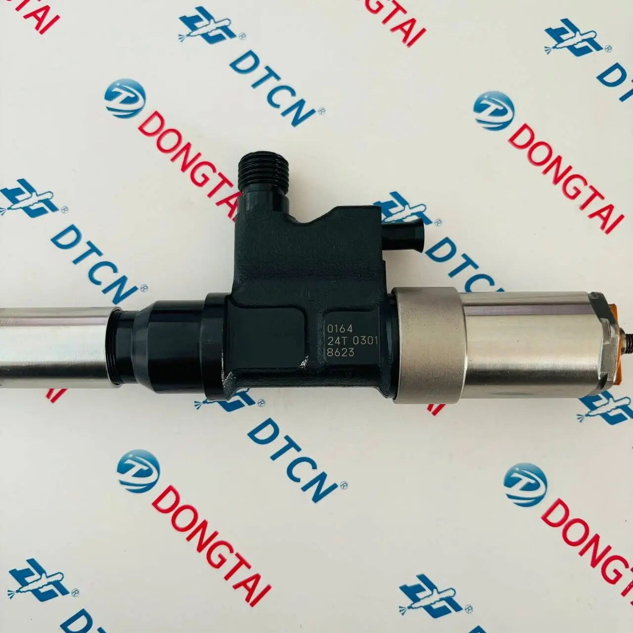 Форсунка Common Rail 095000 -0164 Для двигателя ISUZU 6TE1