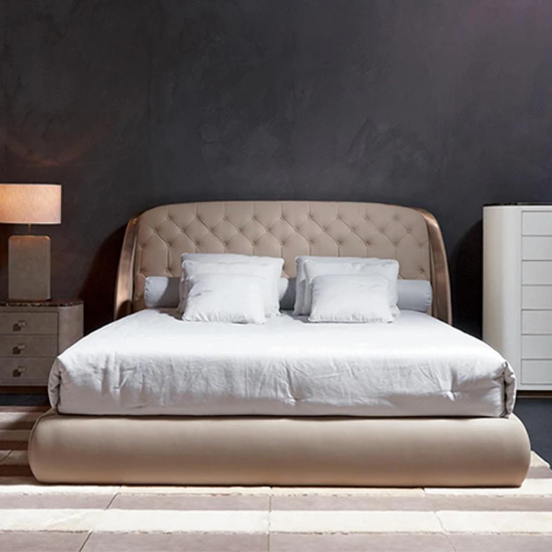 

Hong Kong-style light luxury leather double bed pull buckle master bedroom 1.8 meters large bed modern customization