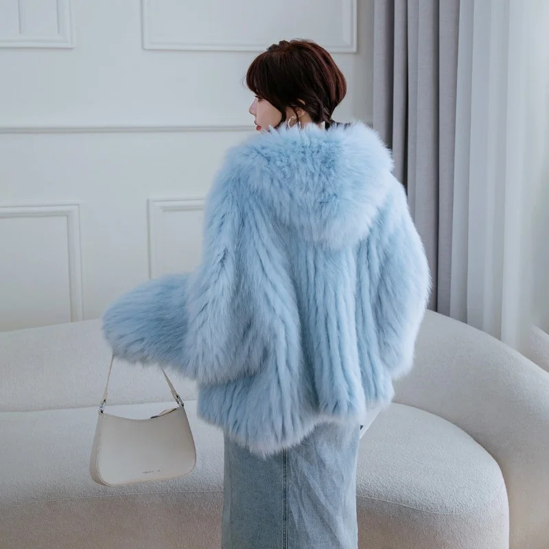 Рисунок 5 - Женское плотное теплое меховое пальто