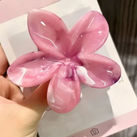 Haimeikang Акриловые заколки-крабы с цветочком