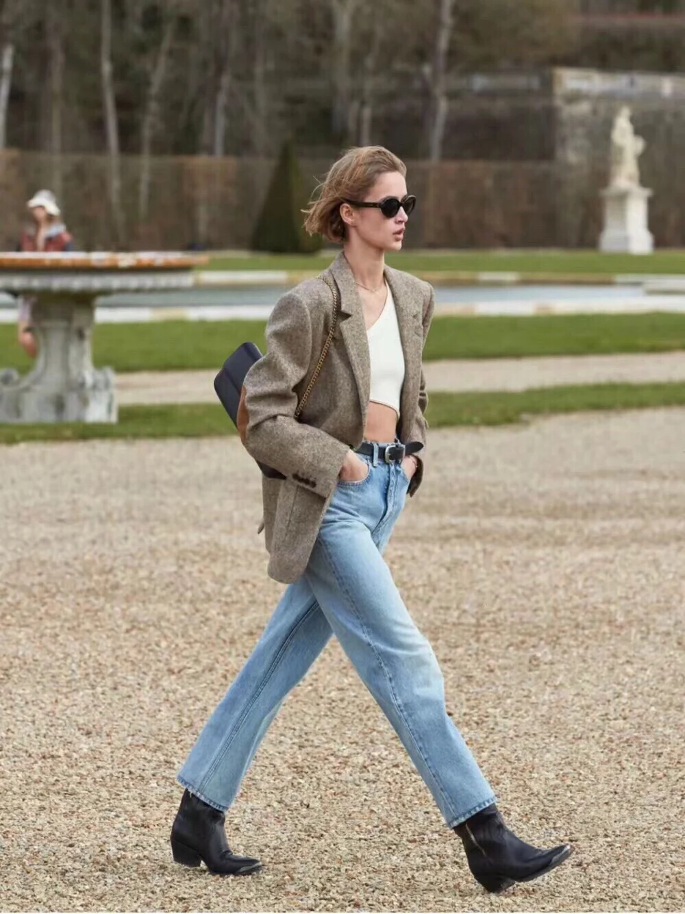 

125853 125854 Luxury Designer Clothes Fashion Classic Trendy Irregularity Single Shoulder Bareback Oblique Shoulder Suit