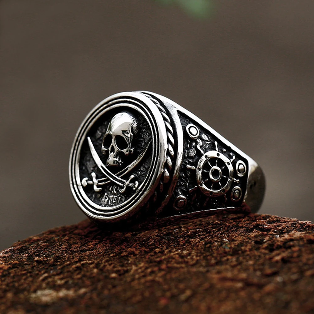 

Vintage Viking Skull Ring Unique Stainless Steel Men's And Women's Double Knife Skull Ring Biker Amulet Jewelry Gifts Wholesale