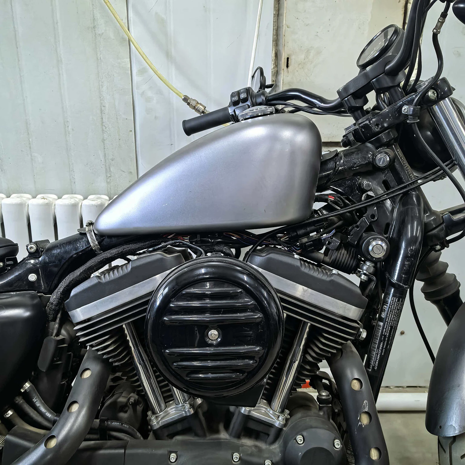 Бензобак для мотоцикла 6 л для Harley Davidson Sportster XL 883 1200 48 Forty Eight XL1200X EFI, версии 2006-2022 гг. (art.: 3920d8ce7cd23) - 3920d8ce7cd23