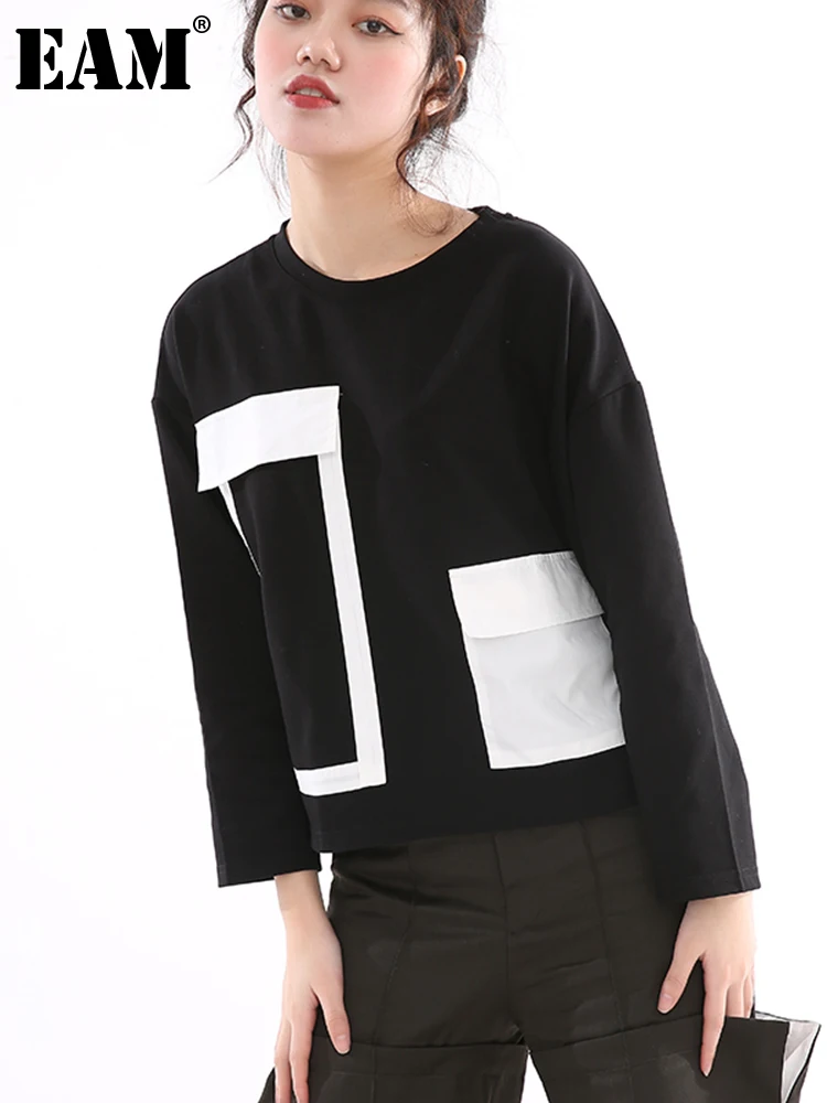 

[EAM] Women Black Pocket Leisure Spliced Big Size T-shirt New Round Neck Long Sleeve Fashion Tide Spring Autumn 2022 1Z20101