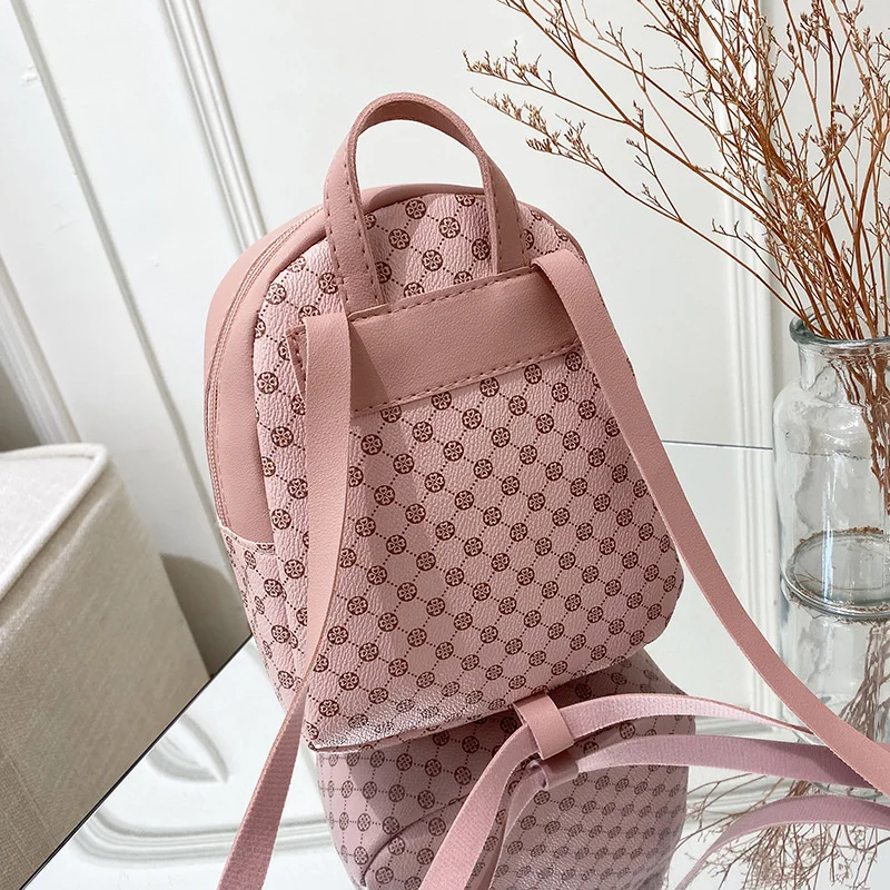 Рюкзак женский компактный на плечо милый классический универсальный школьный