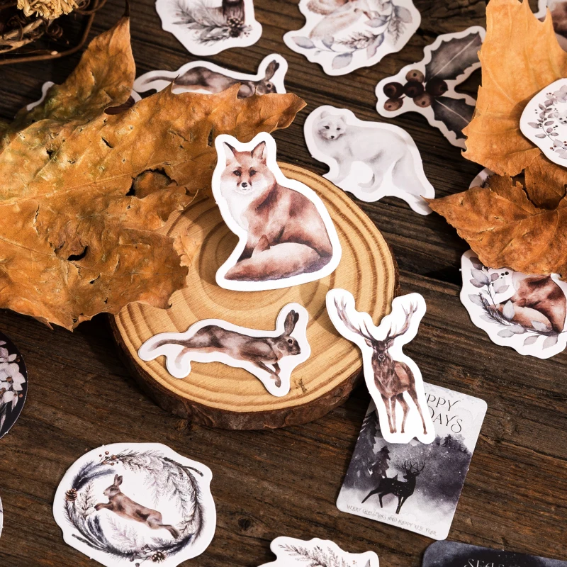 

40Packs Wholesale Box Stickers Material Decorative Winter Anima Fox Deer ledger Paper Adhesive Gifts Scrapbooking label 4CM